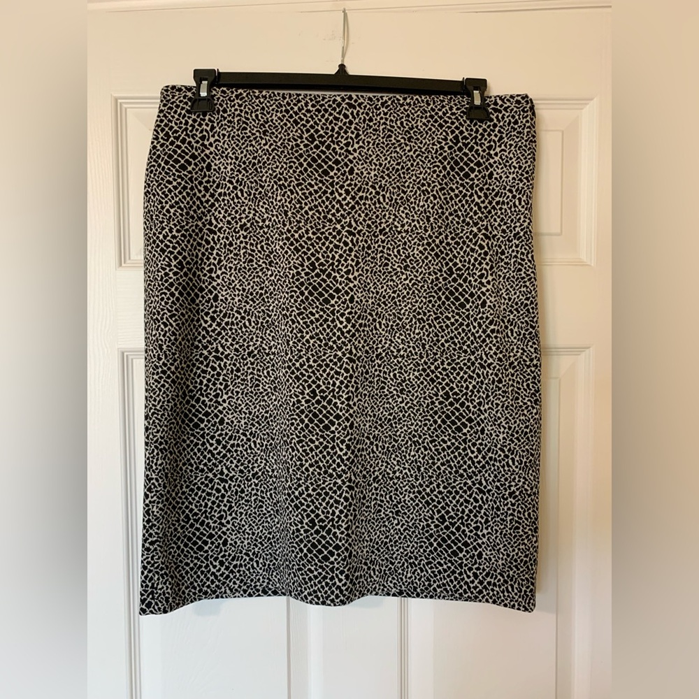 Grace Elements Leopard Patterned Pencil‎ Skirt, Black and White, Size 14